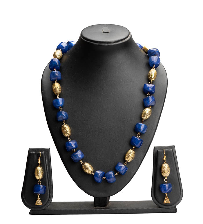 Elegant Gold-Plated Blue Pearl Necklace 03