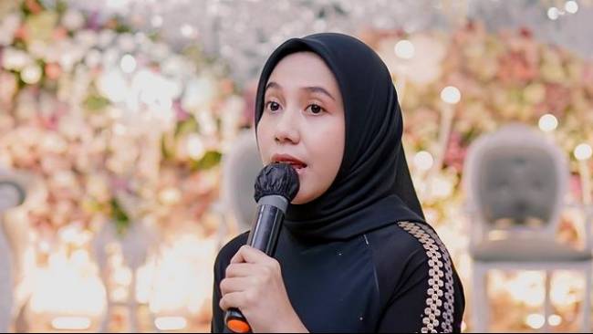 Nadya Arifta