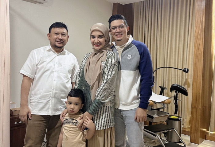 https://jewellerybaazar.com/zaskia-sungkar-hamil-anak-kedua-shireen-bongkar-perubahan-emosi-perlindungan-ekstra