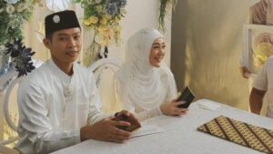 https://jewellerybaazar.com/larissa-chou-cerai-rumah-tangga-dengan-ikram-rosadi-tiba-tiba-dipertanyakan