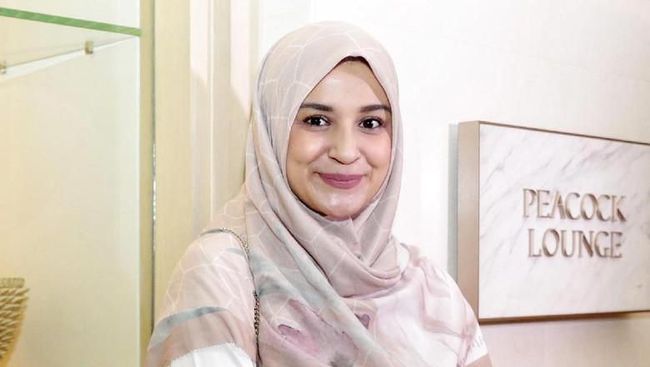 https://jewellerybaazar.com/profil-shireen-sungkar-wanita-seribu-talenta-yang-berakar-di-keluarga-artis